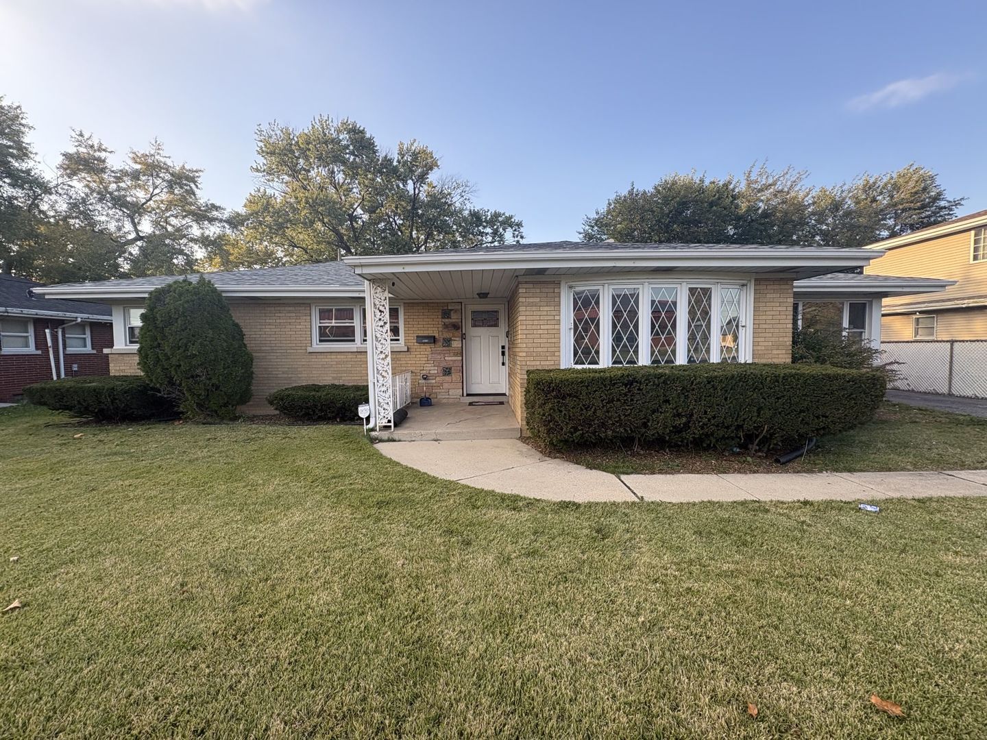Property Photo:  5638 State Road  IL 60459 