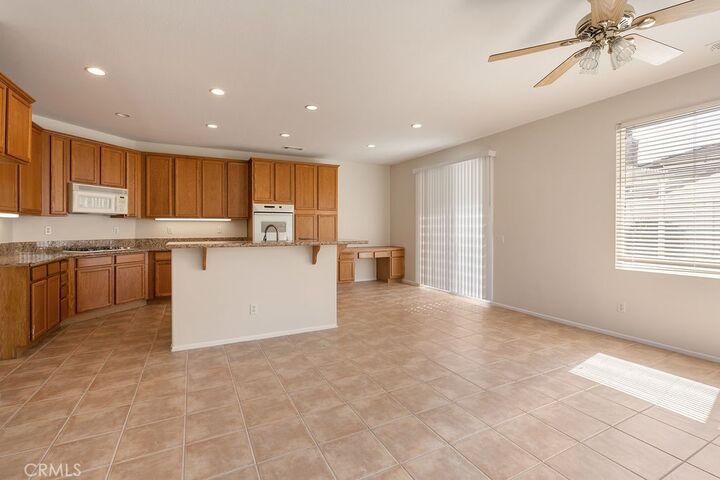 Property Photo:  23980 Old Pomegranate  CA 92887 