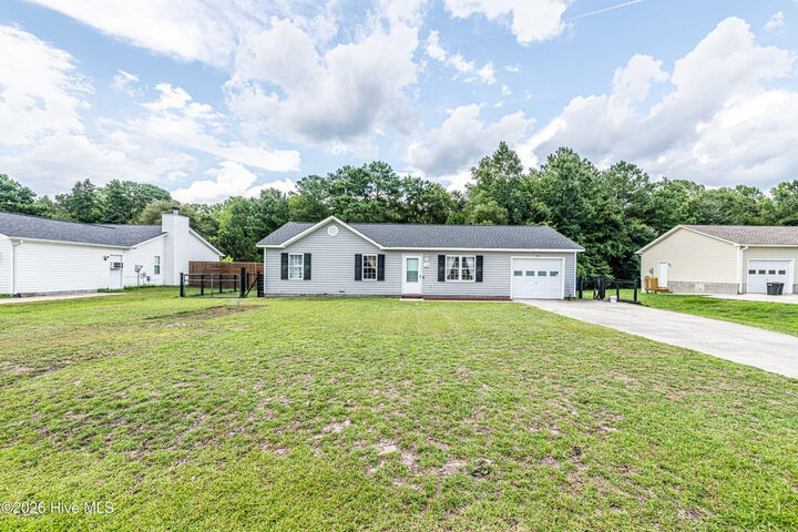 Property Photo: 106 Linden Road NC 28574