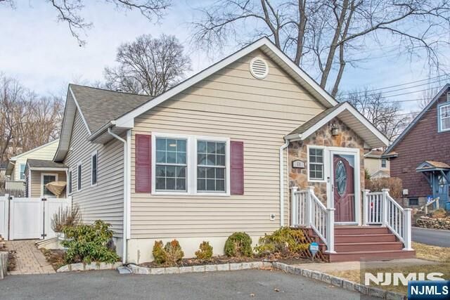 Property Photo:  59 W Shore Road  NJ 07834 