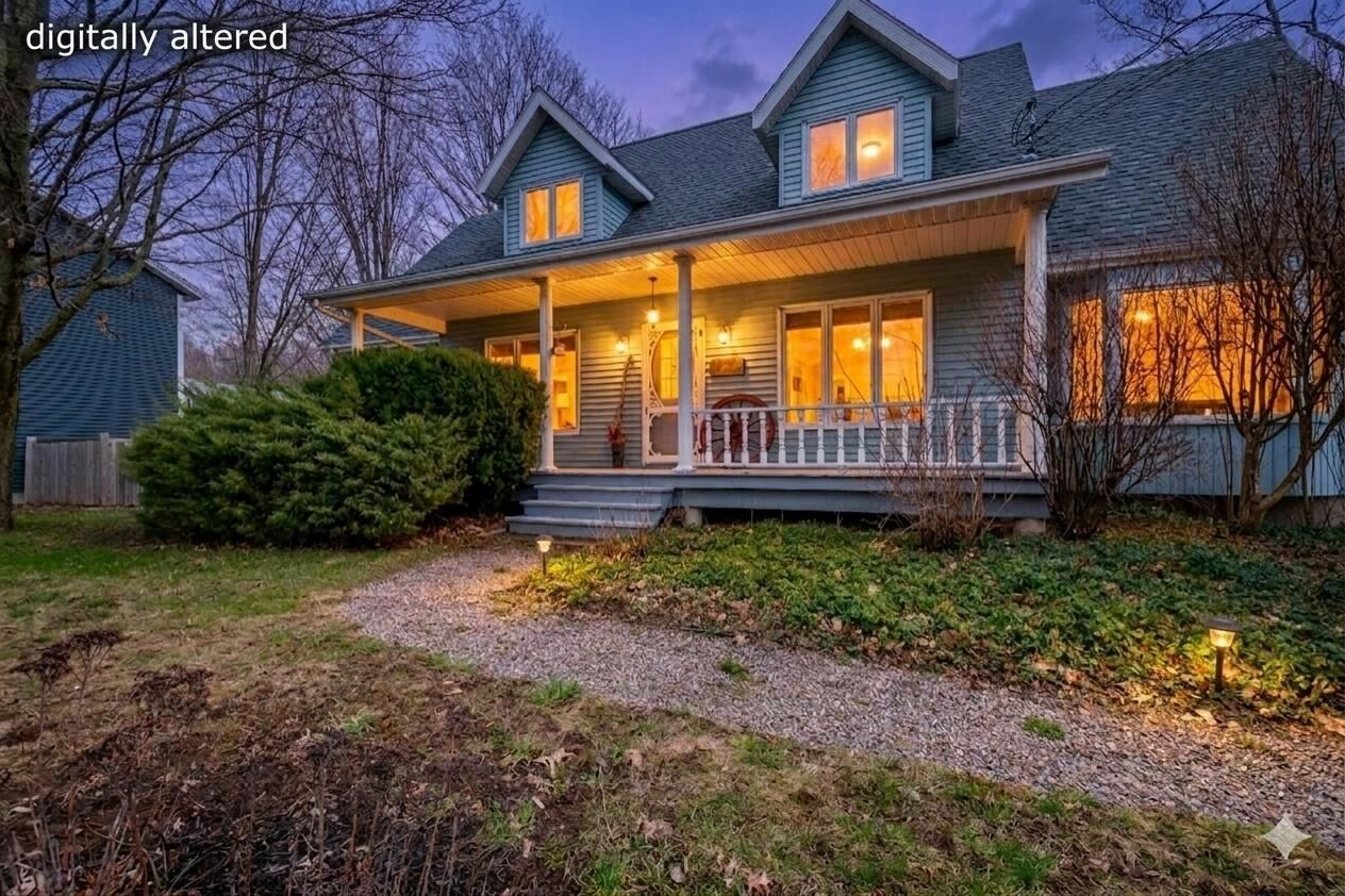 Property Photo:  752 Main Street  NS B0P 1R0 