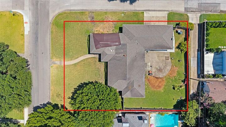 Property Photo: 6948 Wabash TX 75214