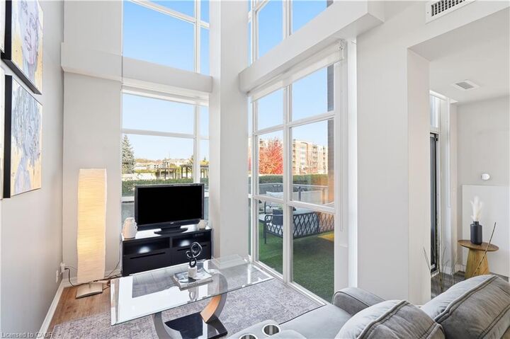Property Photo:  1940 Ironstone Drive 202  ON L7L 0E4 