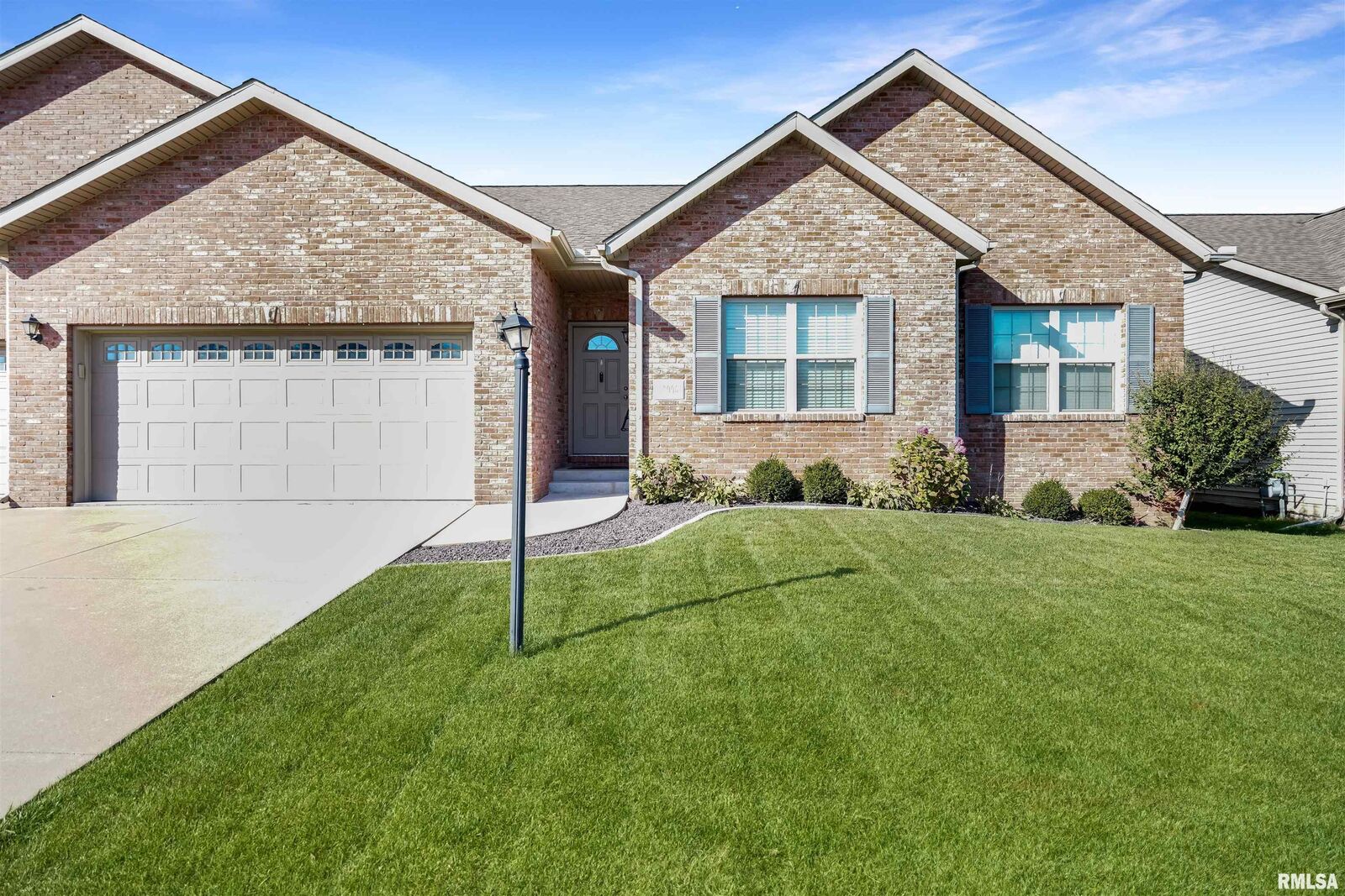 Property Photo: 10905 N Tuscany Ridge Court IL 61525