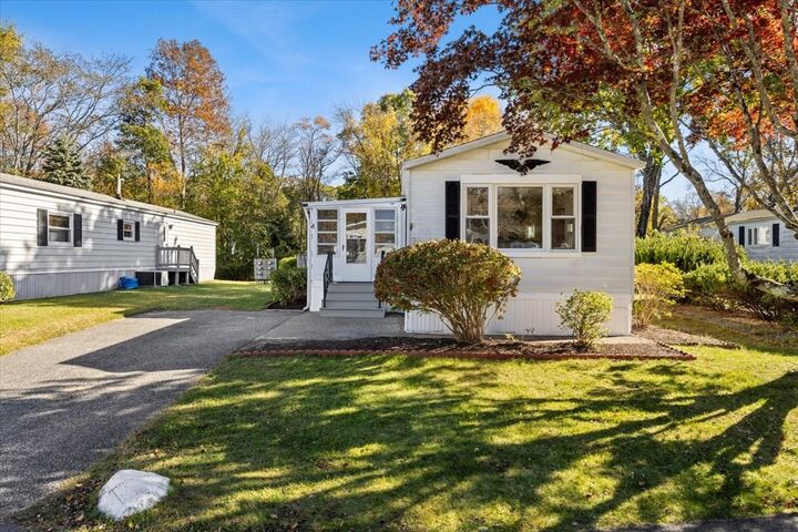 Property Photo:  33 Thayer  MA 02780 