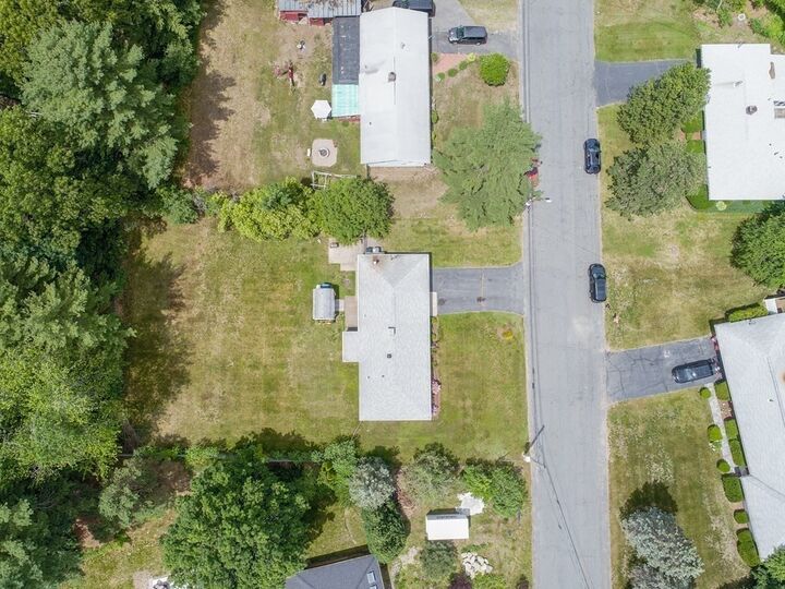 Property Photo: 4 Edith Rd MA 01701
