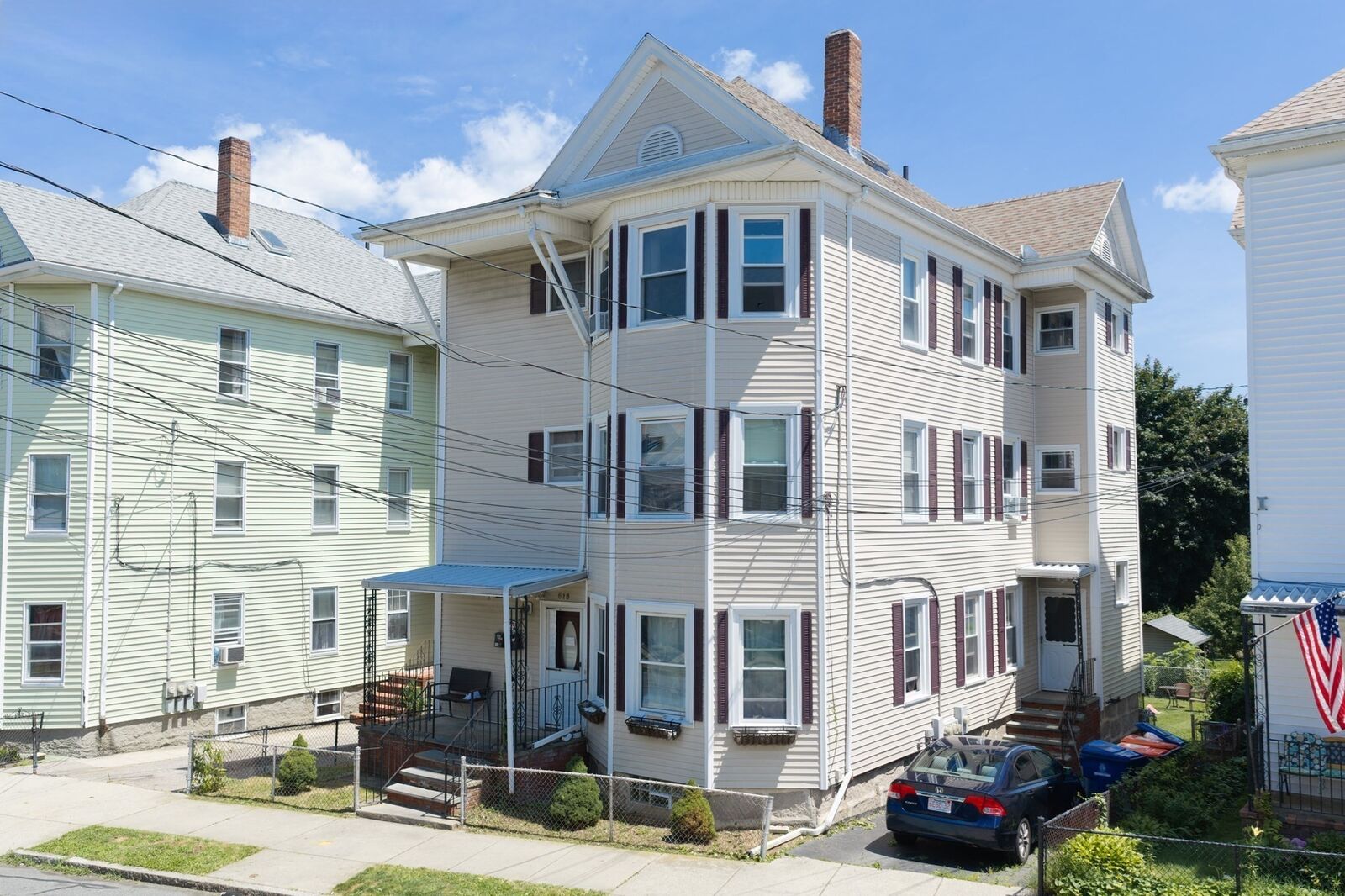 Property Photo:  618 Summer St  MA 02746 