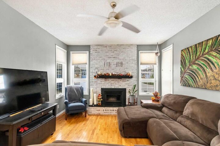 Property Photo:  186 Clenell Crescent  AB T9K 1L2 