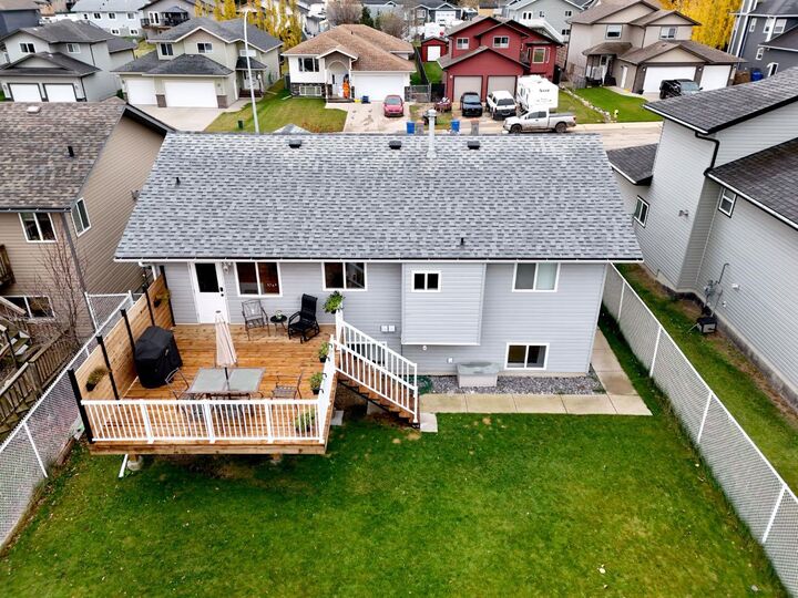 Property Photo:  808 10 Street  AB T0H 1P0 
