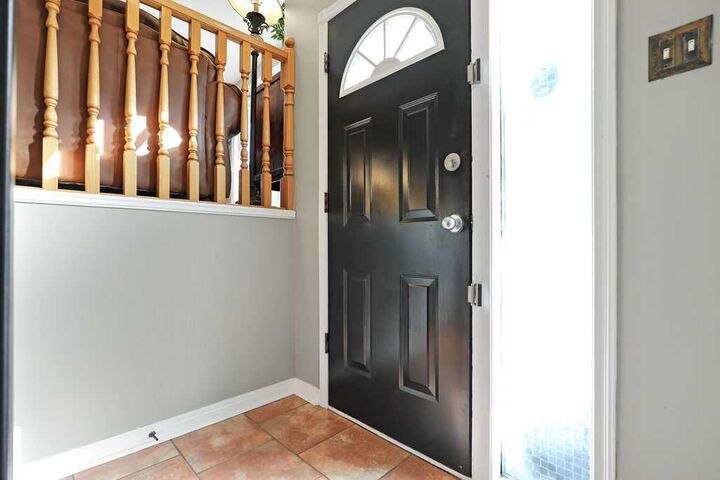 Property Photo: 11147 Braeside Drive SW AB T2W 1C2