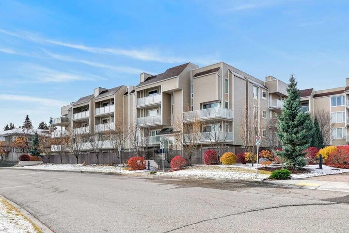 Property Photo: 3717 42 Street NW 307 AB T3A 2W2