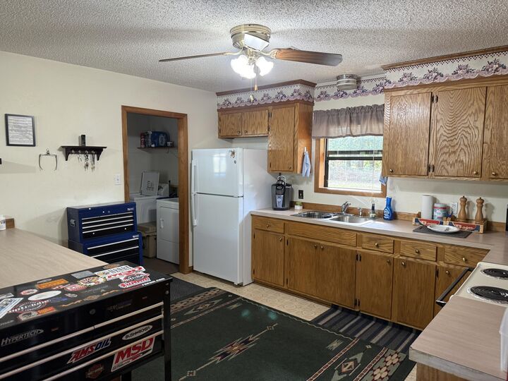 Property Photo: 1311 W Port St LA 70634