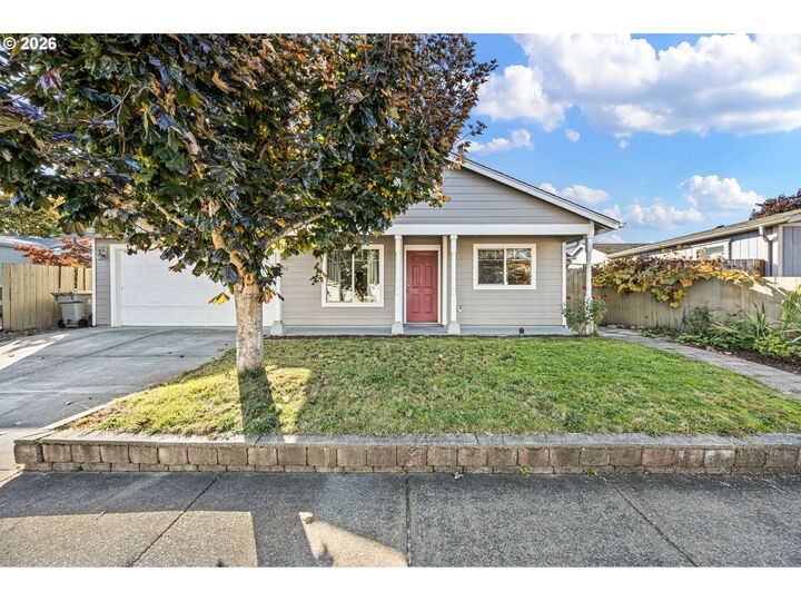 Property Photo: 1850 Becca Ct OR 97322