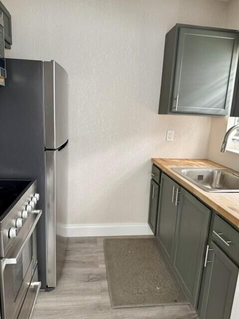Property Photo: 1001 S Federal 1 FL 33460