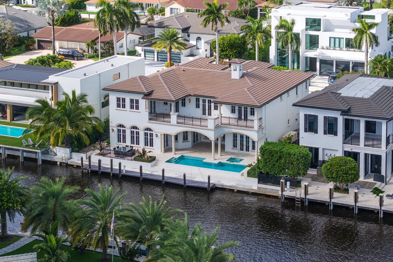 Property Photo:  540 Golden Harbour Drive  FL 33432 