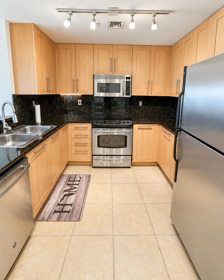 Property Photo: 511 SE 5th Avenue 1409 FL 33301
