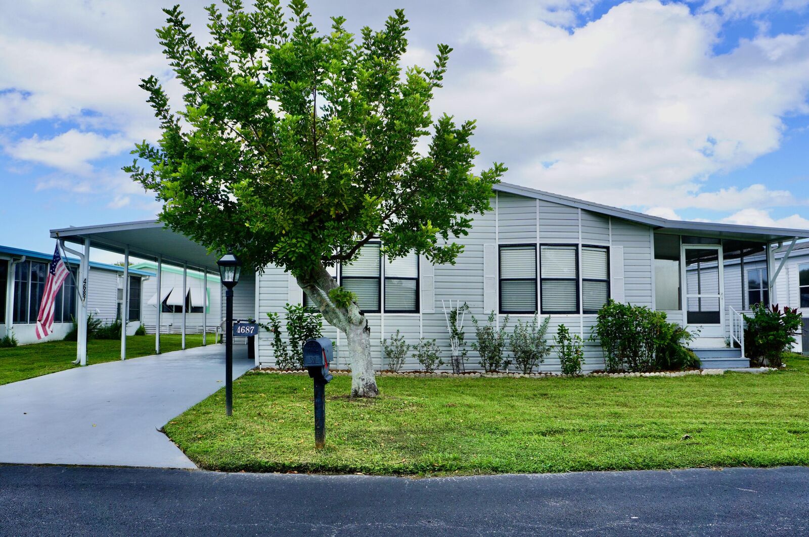Property Photo:  4687 SE Copperwood Terrace  FL 34997 