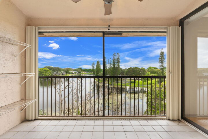 Property Photo: 4400 NW 30th Street 424 FL 33066
