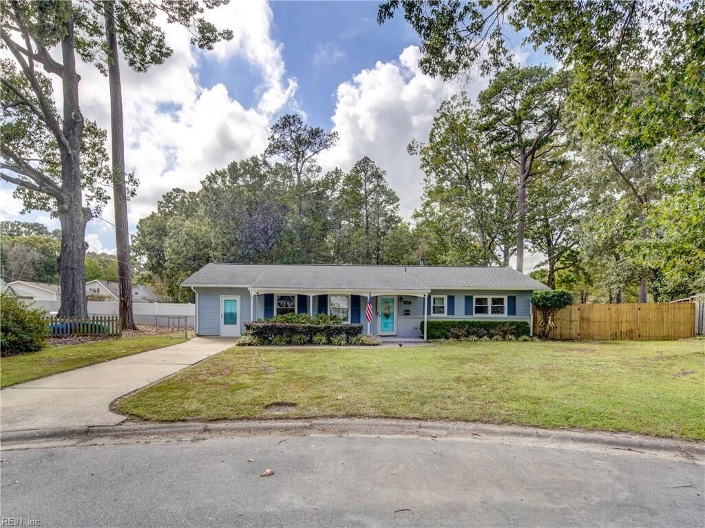 Property Photo:  317 Pensive Ct  VA 23462 