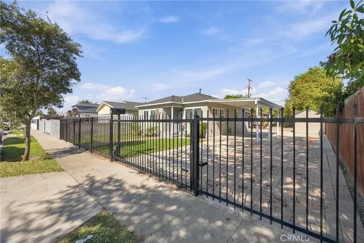 Property Photo:  1215 W 131st  CA 90222 