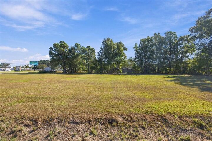 Property Photo:  Tbd Country Club Road  LA  