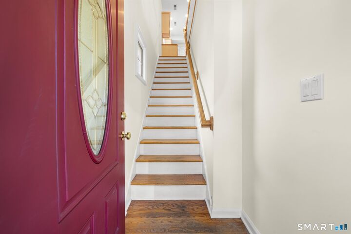 Property Photo:  21 Culloden Road  CT 06902 