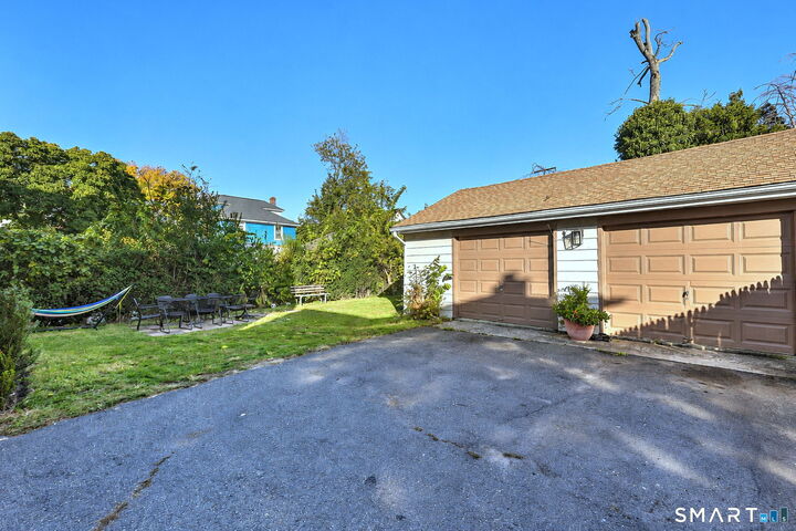 Property Photo:  130 Horace Street  CT 06610 