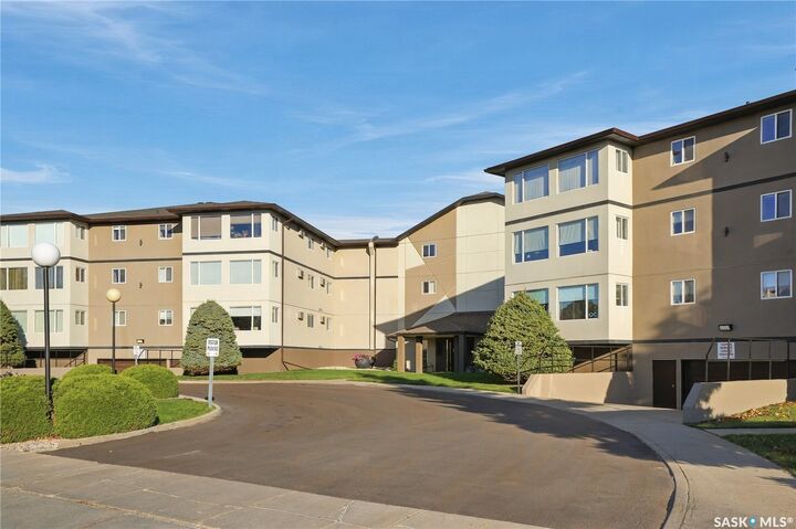 Property Photo: 115 Keevil Crescent 207 SK S7N 4P2