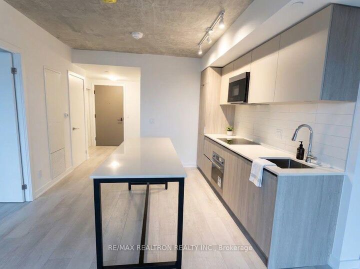 Property Photo:  47 Mutual Street 2006  ON M5B 0C6 