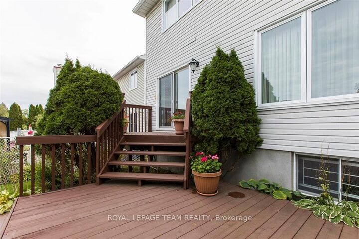 Property Photo: 1495 Delia Crescent N ON K4A 2Y4