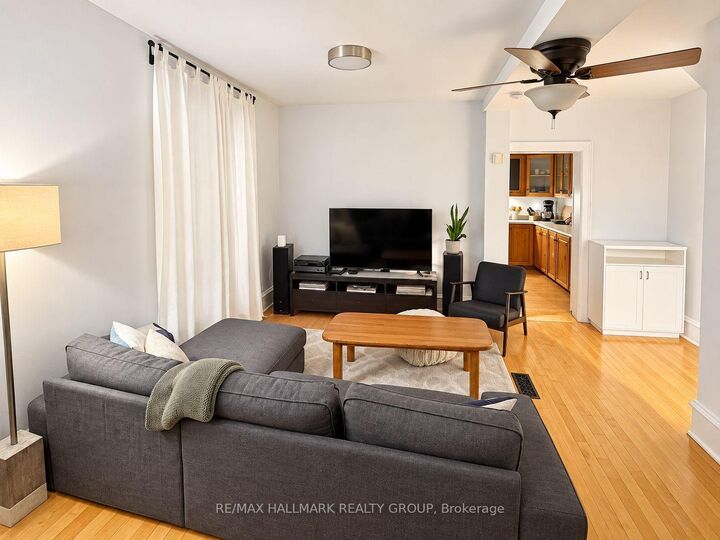 Property Photo: 307 Duncairn Avenue ON K1Z 7H1