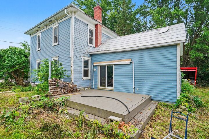 Property Photo:  18 Moffat Street  ON K0A 2R0 