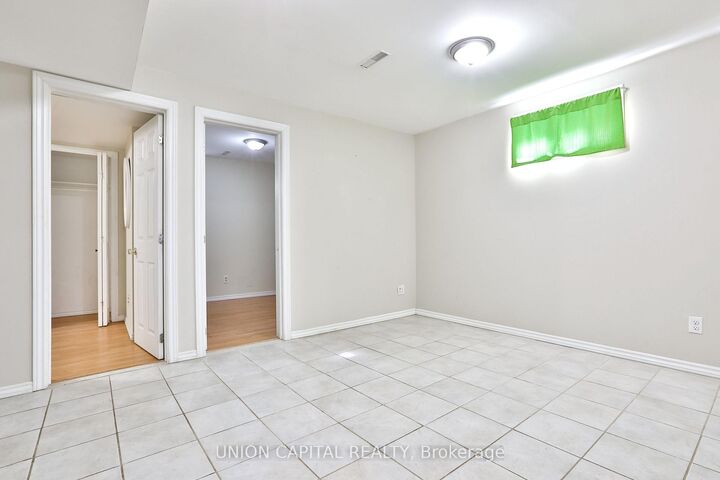 Property Photo:  168 Old Sheppard Avenue Basement  ON M2J 3L9 