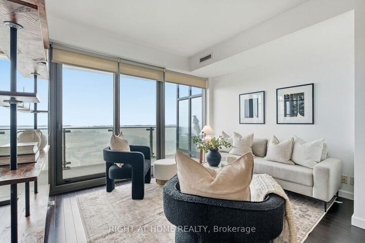 Property Photo: 390 Cherry Street 1708 ON M5A 0E2