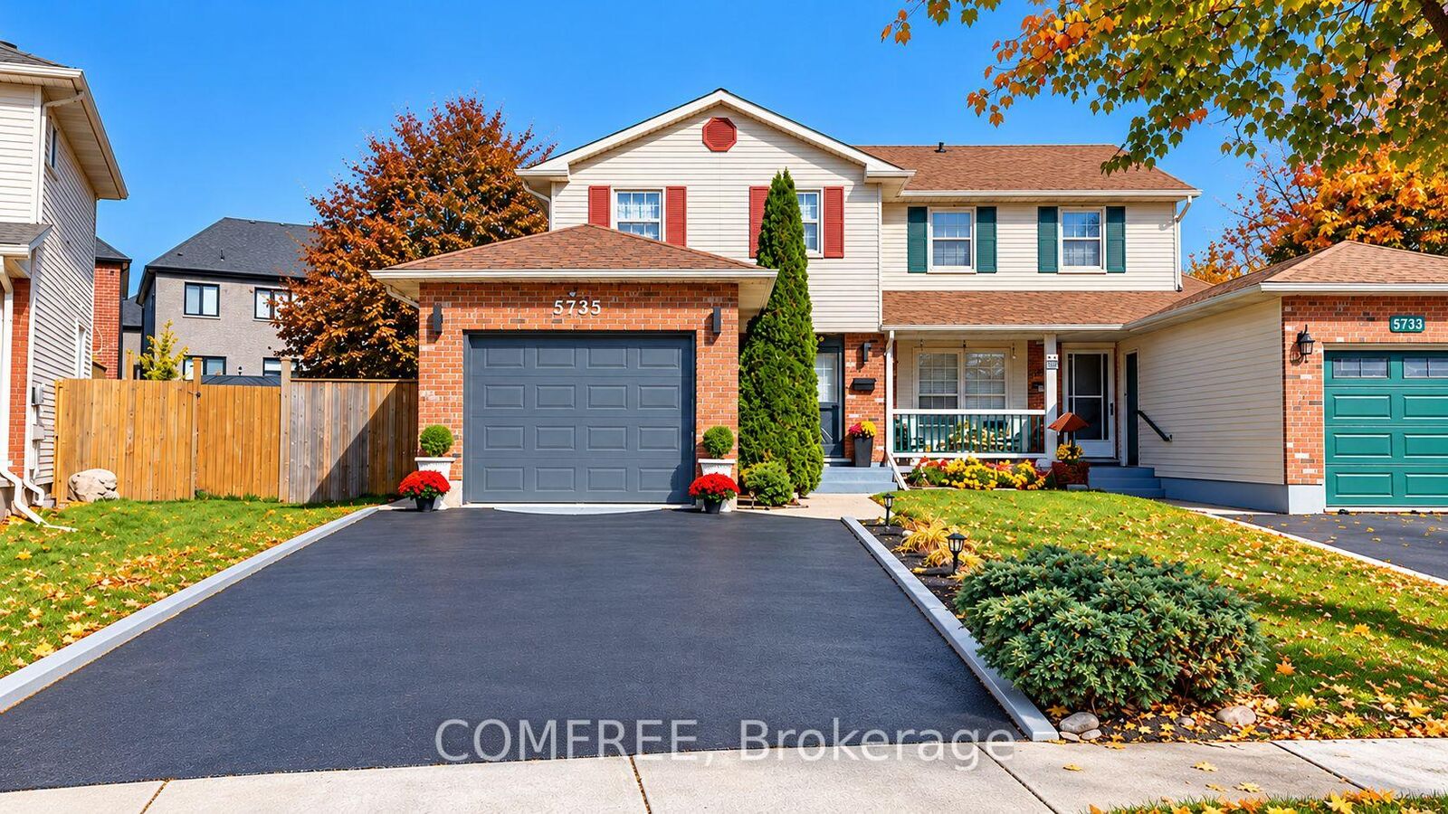 Photo de la propriété:  5735 Deerbrook Street  ON L2G 7V7 