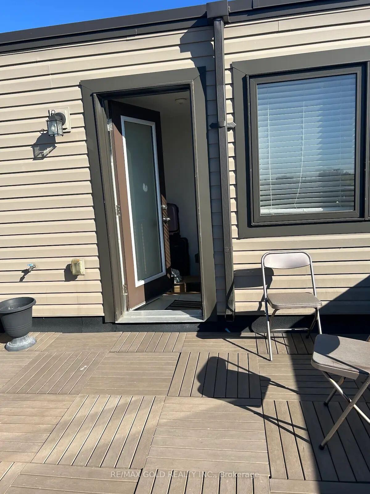 Property Photo:  22 Humberwood Boulevard 4  ON M9W 6X7 