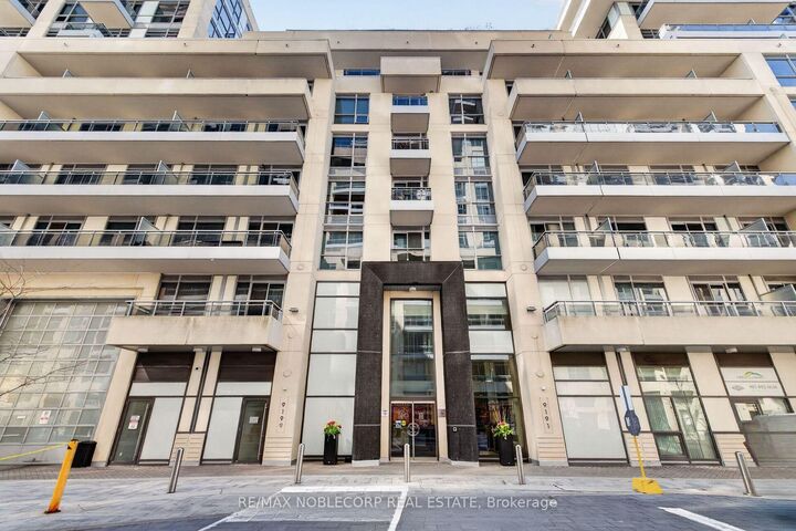 Property Photo:  9191 Yonge Street 206sw  ON L4C 1E2 