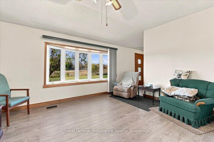 Property Photo:  11174A Hwy 62 N/A  ON K0K 2K0 