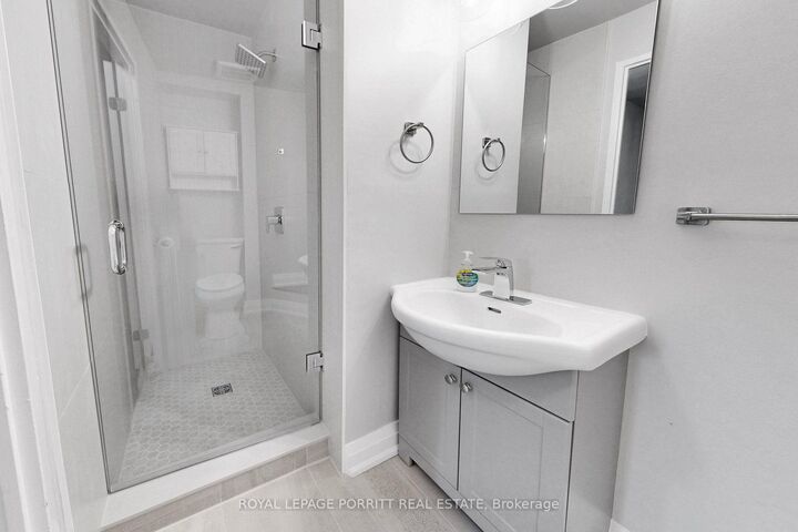 Property Photo:  3399A Lake Shore Boulevard W  ON M8W 1N2 