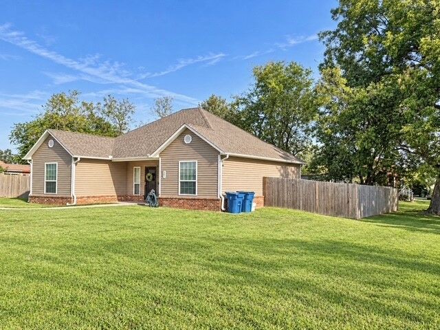 Property Photo:  341 W Harrison  OK 74501 