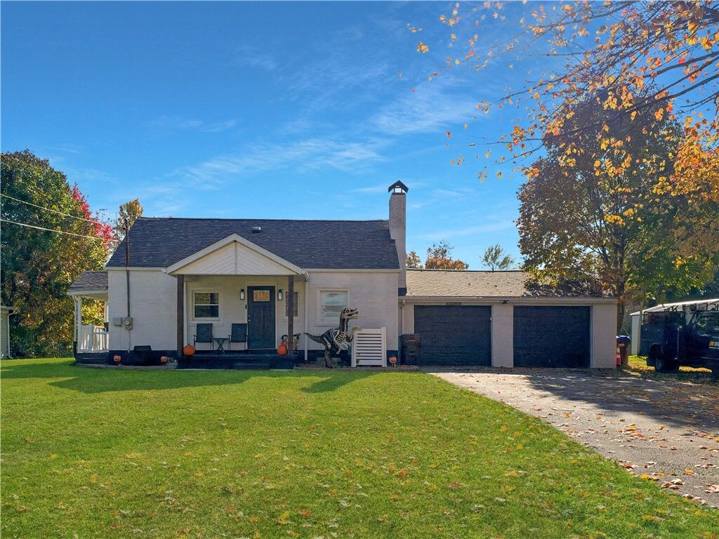 Property Photo:  2961 W State St  PA 16101 