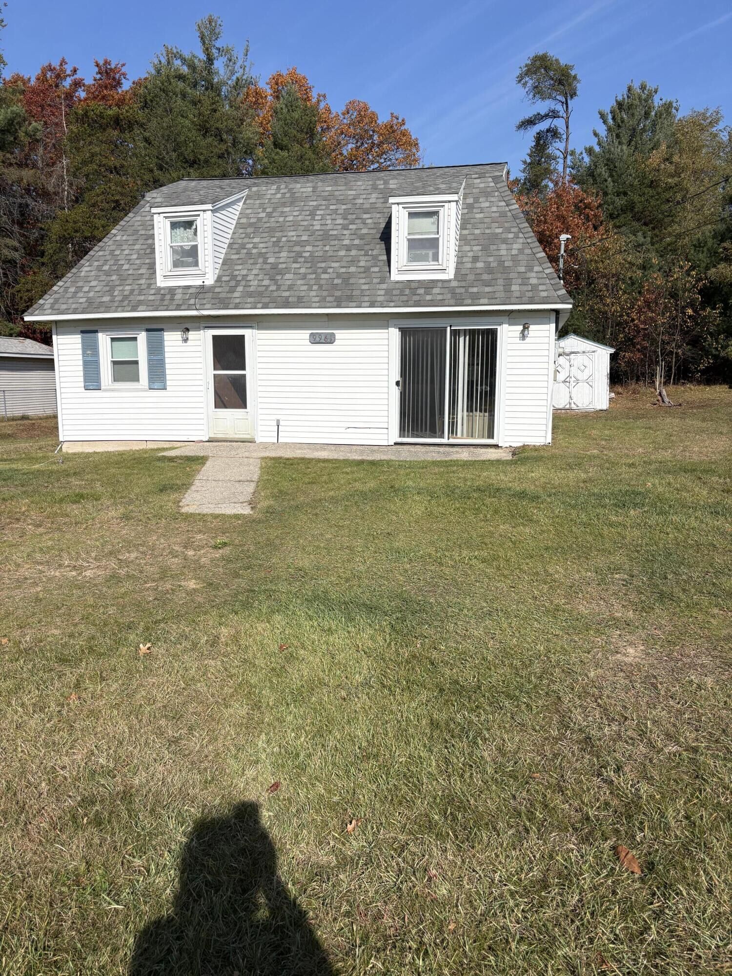 Property Photo:  9961 W Carter Road  MI 48656 