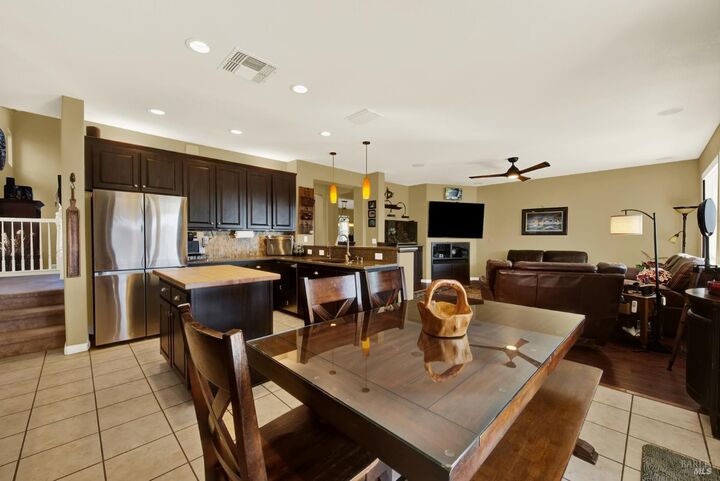 Property Photo: 670 Ruby Drive CA 95687