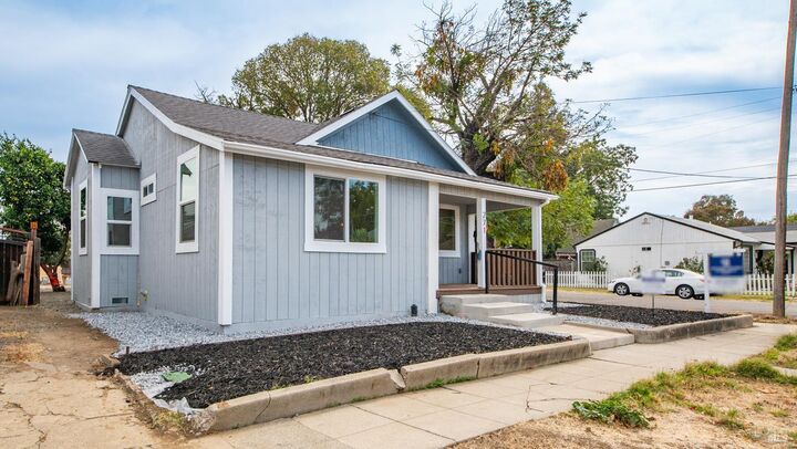 Property Photo:  271 S 3rd Street Third  CA 95620 