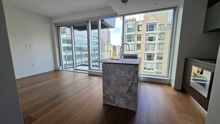 Property Photo:  1277 Hornby Street  BC V6Z 1W4 