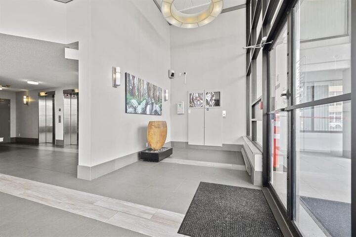 Property Photo:  11920 80 Avenue 1501  BC V4C 8E8 