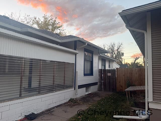 Property Photo:  110 E 27th St  WY 82001 