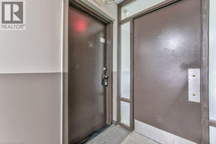 Property Photo: 267 Clyde Road 16 ON N3H 1C4