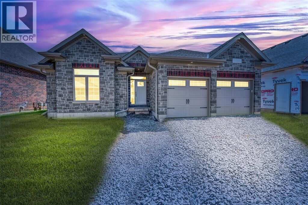 Property Photo:  3838 Turnberry Lane 11  ON N0N 1E0 