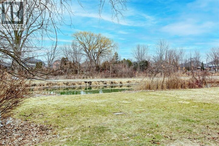 Property Photo:  1220 Woodmont Crescent  ON N9J 3H9 
